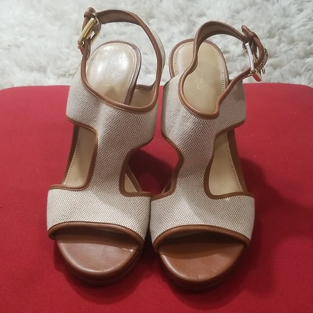 MICHAEL KORS WEDGE SANDALS - Picture 2 of 10